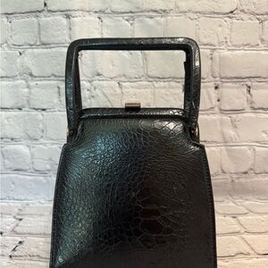 Elegant Black Leather Handbag